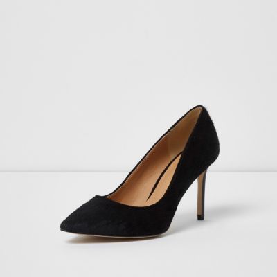 Black suede court shoe